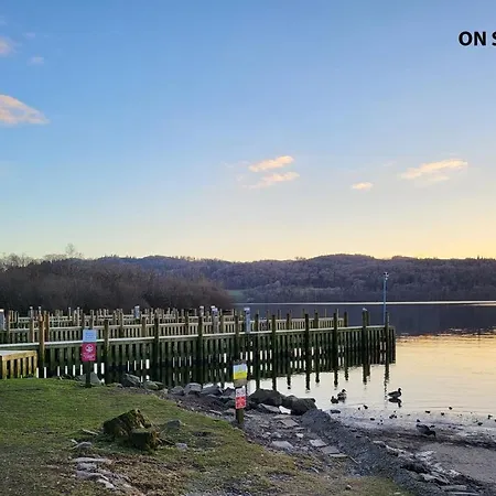 Cheerful 3 Bedroom At White Cross Bay Windermere
