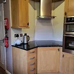 Дом отдыха Cheerful 3 Bedroom At White Cross Bay Уиндермир