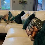 Cheerful 3 Bedroom At White Cross Bay Дом отдыха Уиндермир