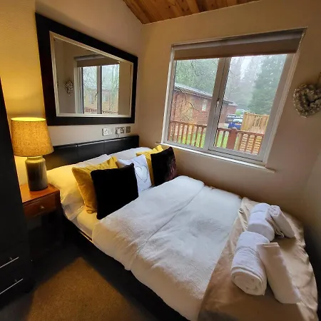 Cheerful 3 Bedroom At White Cross Bay Casa de Férias Windermere