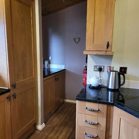 Cheerful 3 Bedroom At White Cross Bay Casa de Férias Windermere