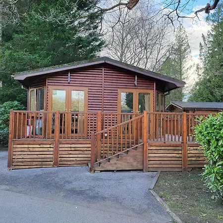 Holiday home Cheerful 3 Bedroom At White Cross Bay