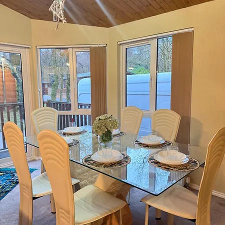 Nyaraló Cheerful 3 Bedroom At White Cross Bay *