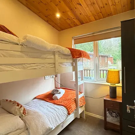Cheerful 3 Bedroom At White Cross Bay * Windermere