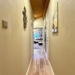 度假居 Cheerful 3 Bedroom At White Cross Bay *