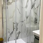 Cheerful 3 Bedroom At White Cross Bay 度假居 *