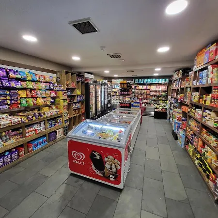 Cheerful 3 Bedroom At White Cross Bay Windermere