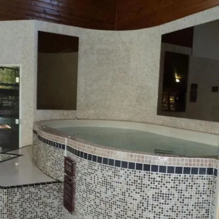 Cheerful 3 Bedroom At White Cross Bay 펜션 *
